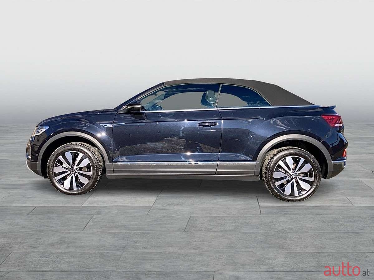 2024' Volkswagen T-Roc photo #2