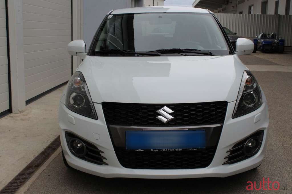 2016' Suzuki Swift photo #5