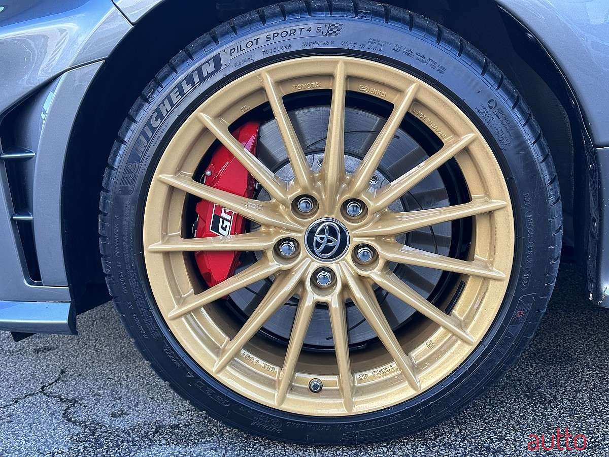 2024' Toyota Yaris photo #5