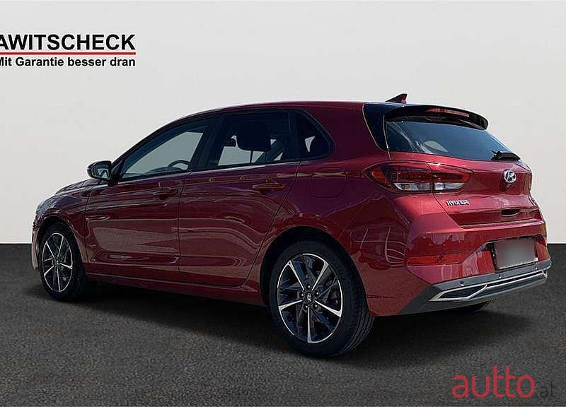 2022' Hyundai i30 photo #3