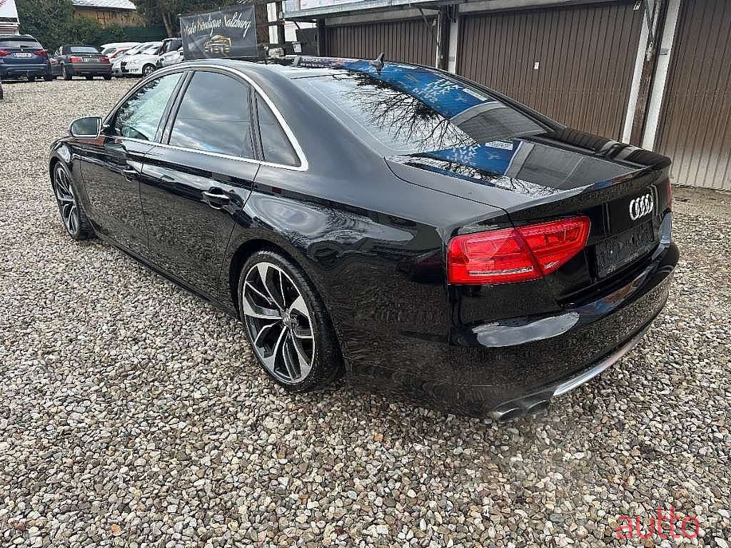 2013' Audi A8 photo #2