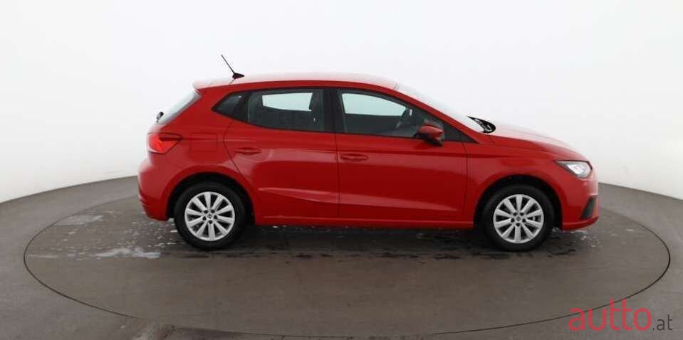 2021' SEAT Ibiza photo #2