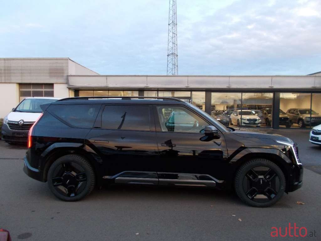 2023' Kia EV9 photo #2