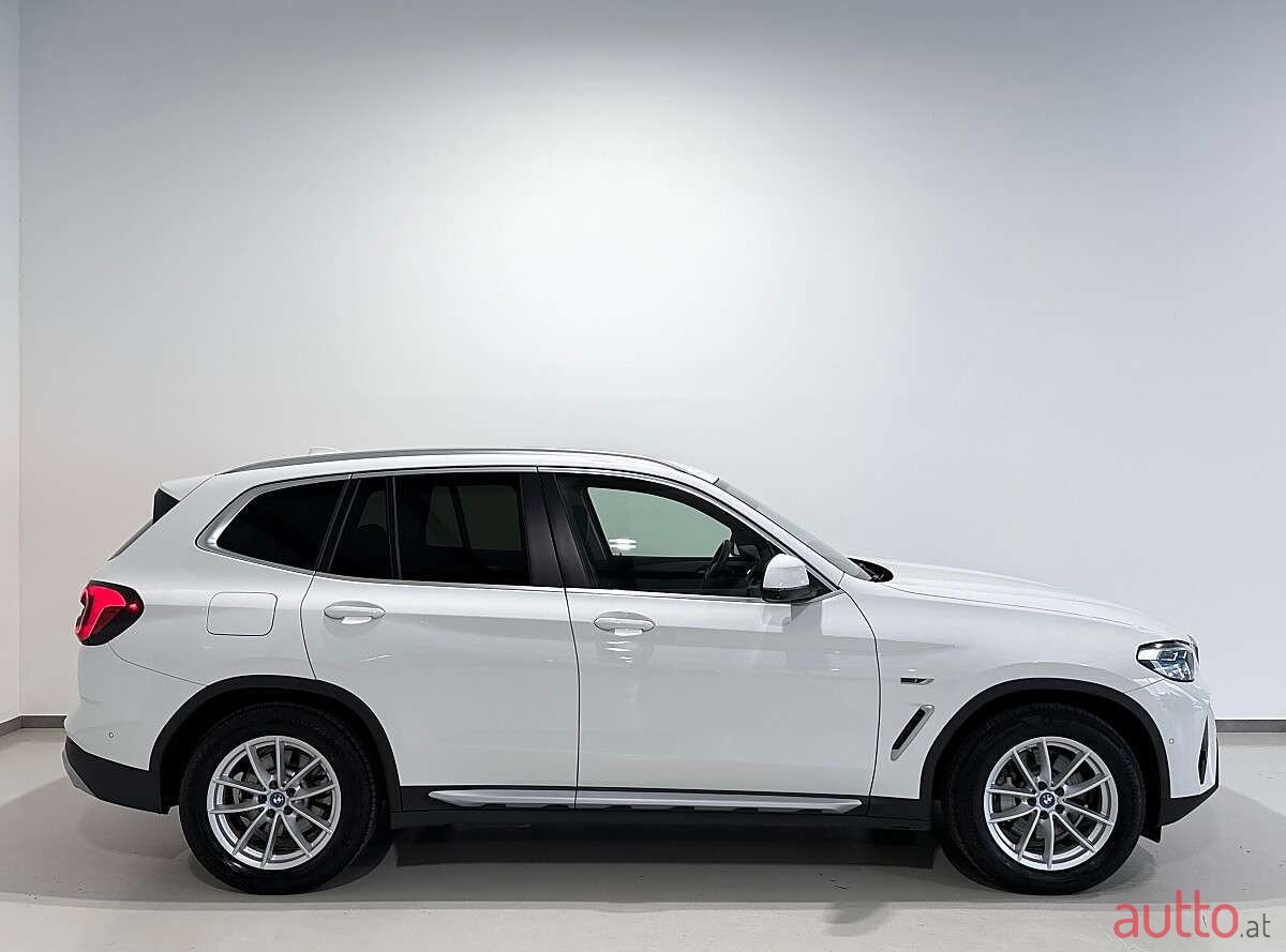 2021' BMW X3 photo #2