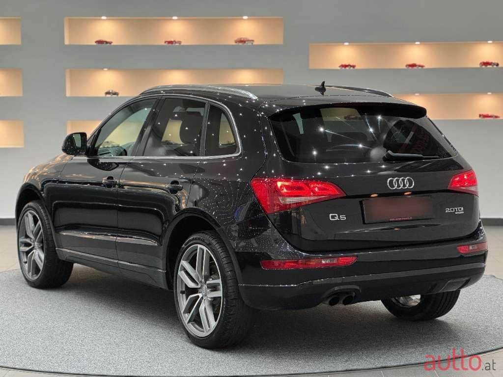 2012' Audi Q5 photo #5