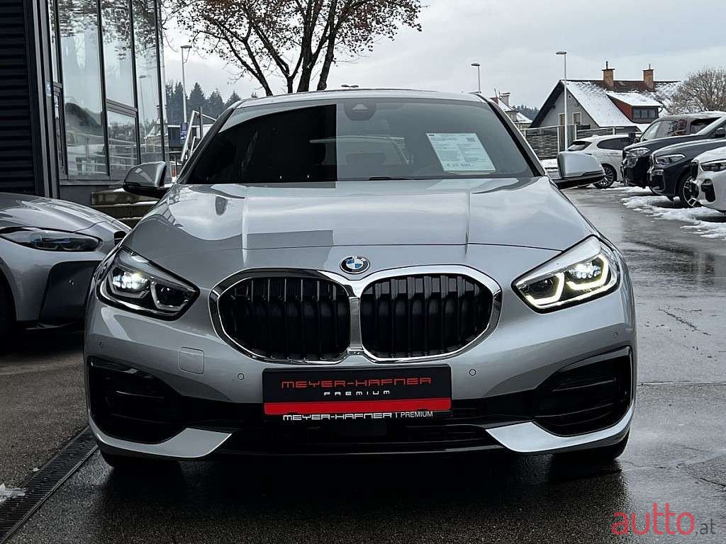 2021' BMW 1Er-Reihe photo #3