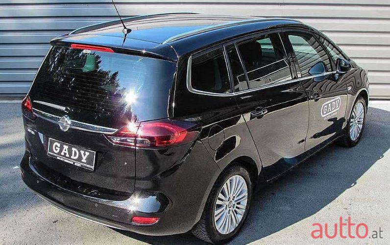 2018' Opel Zafira photo #4