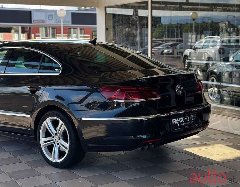 2014' Volkswagen photo #2