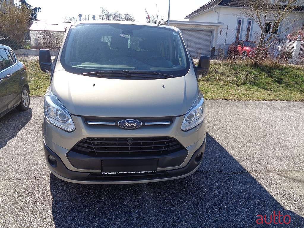 2013' Ford Transit Custom photo #1