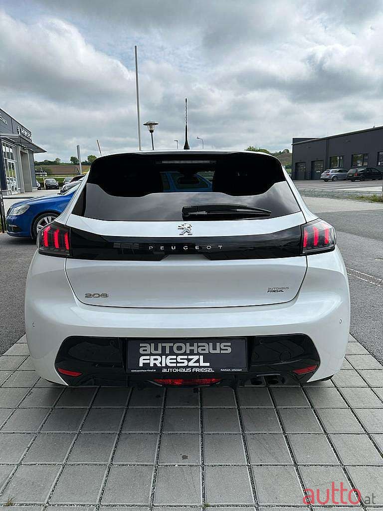 2021' Peugeot 208 photo #5