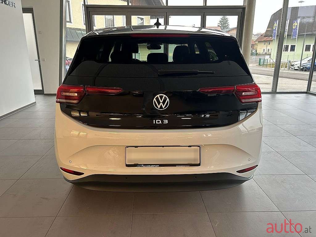 2020' Volkswagen ID.3 photo #4