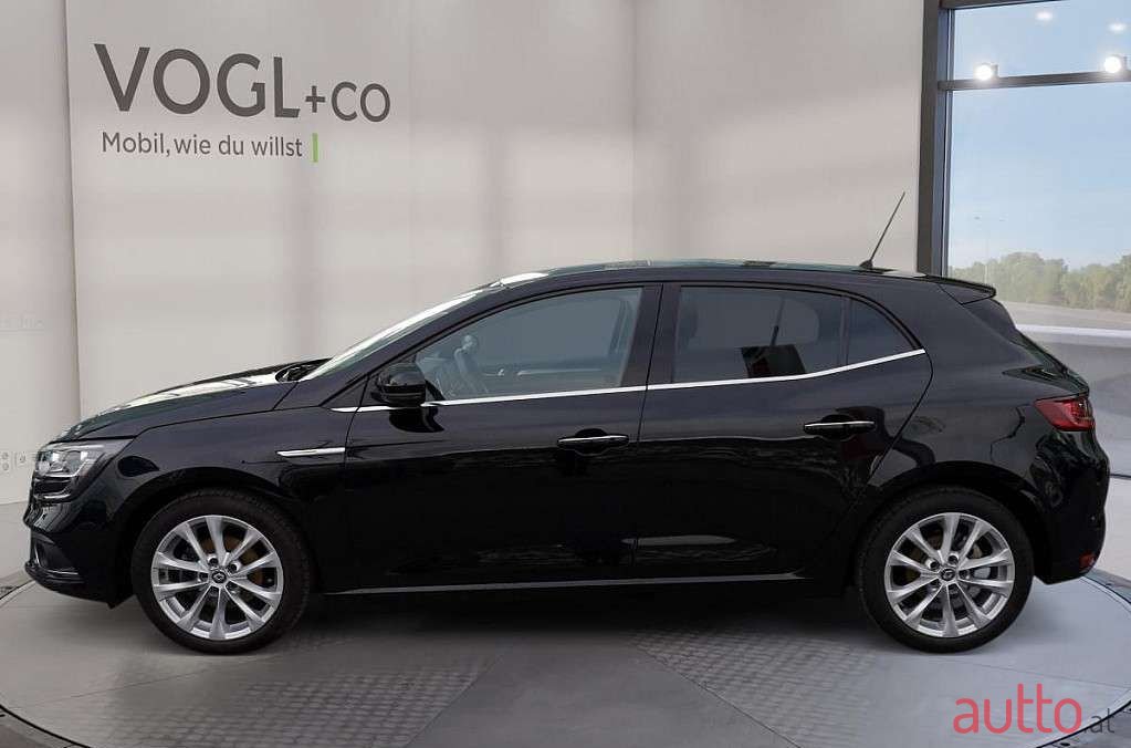 2017' Renault Megane photo #2