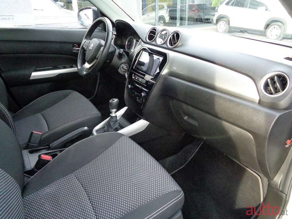2018' Suzuki Vitara photo #5