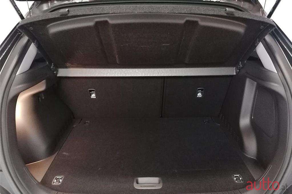 2020' Hyundai Kona photo #5