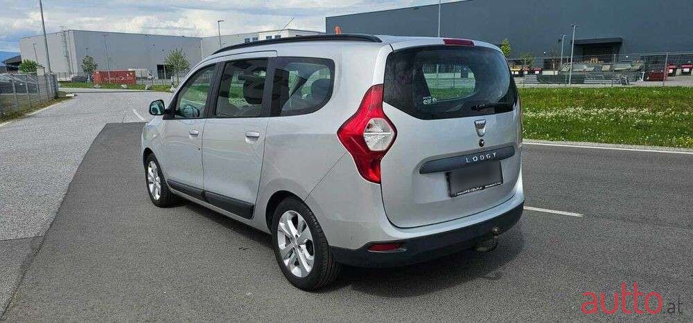 2016' Dacia Lodgy photo #4