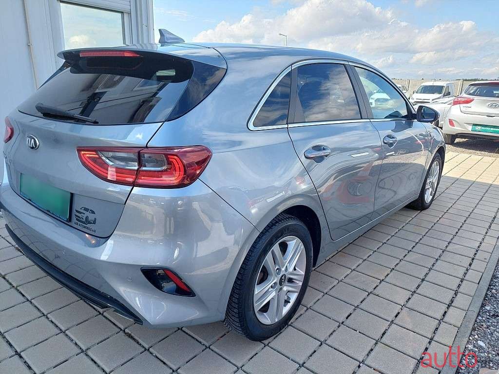 2020' Kia Ceed photo #4