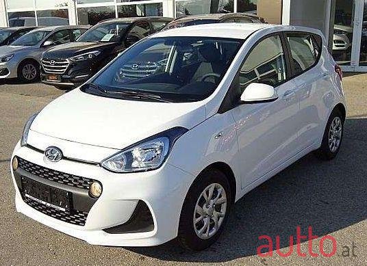 2018' Hyundai i10 photo #1