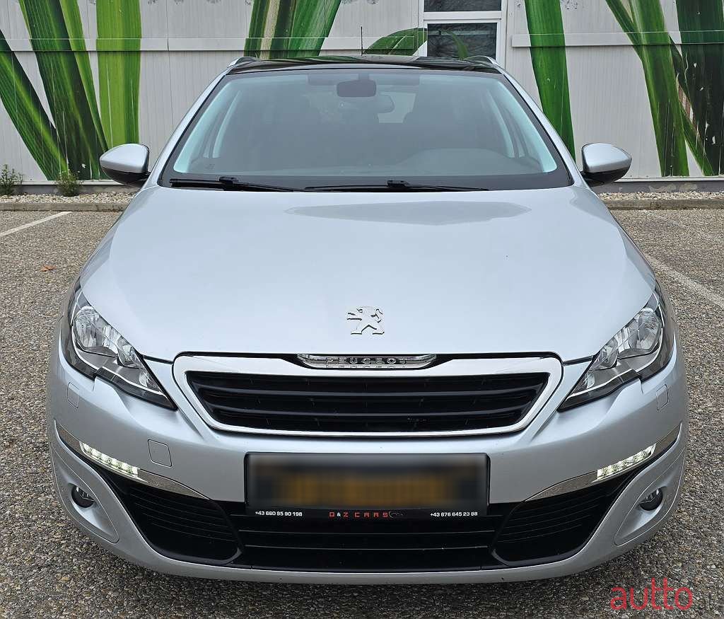 2018' Peugeot 308 photo #3