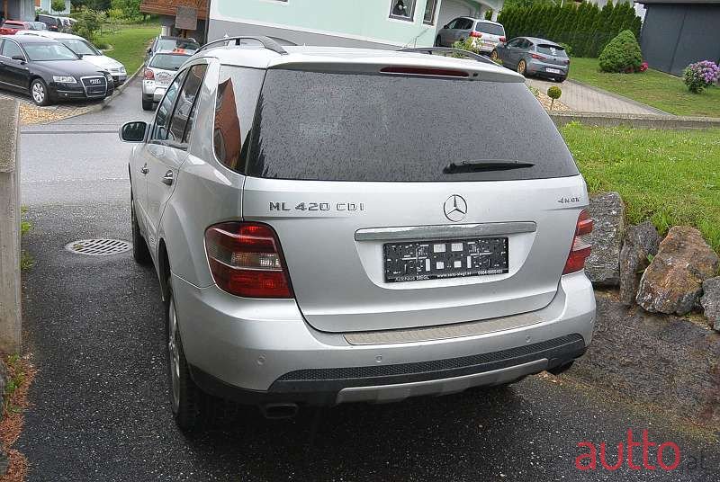 2007' Mercedes-Benz M-Klasse photo #2