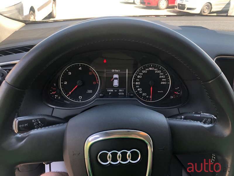 2009' Audi Q5 photo #4