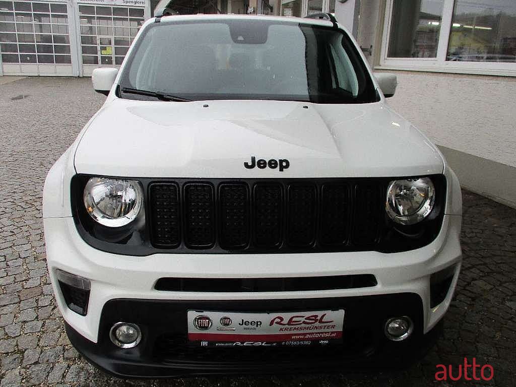 2021' Jeep Renegade photo #2