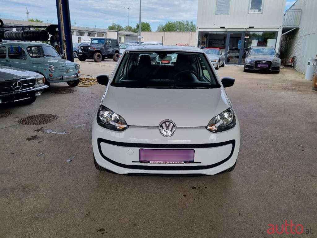 2016' Volkswagen Up! photo #2