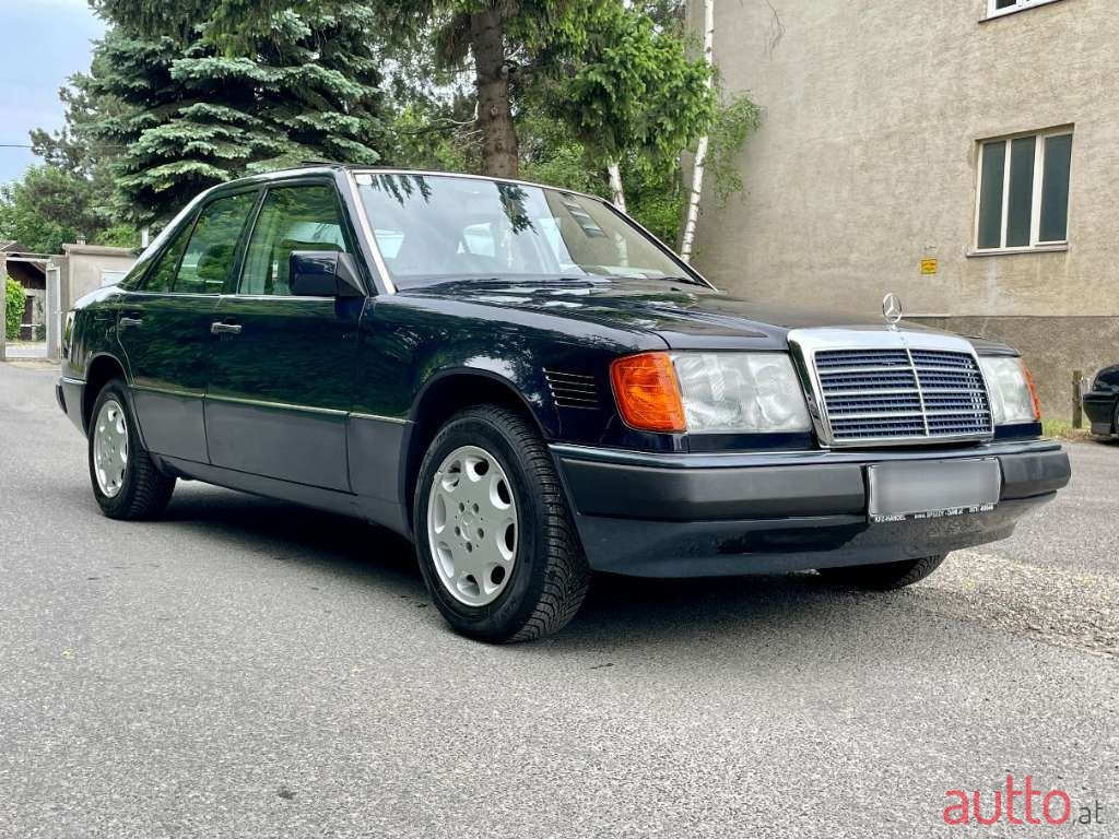 1990' Mercedes-Benz E-Klasse photo #2