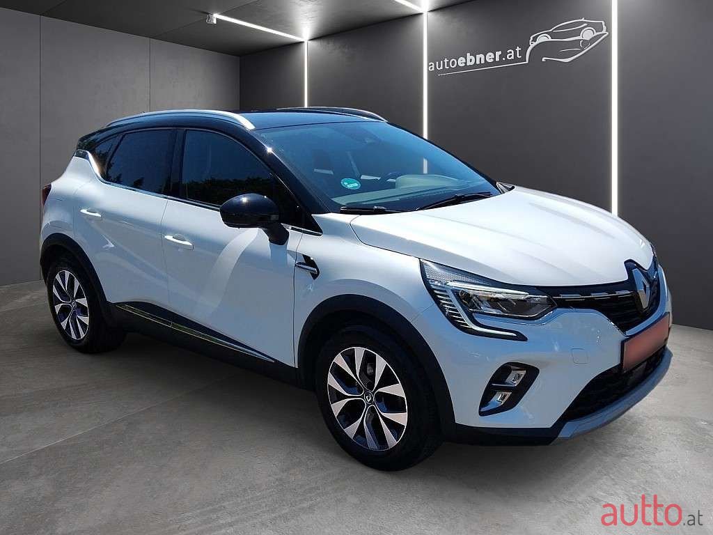 2021' Renault Captur photo #3