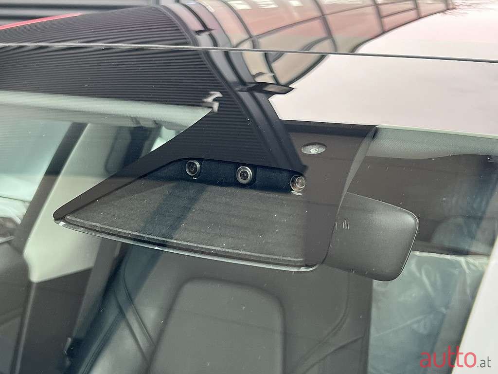 2019' Tesla Model 3 photo #5