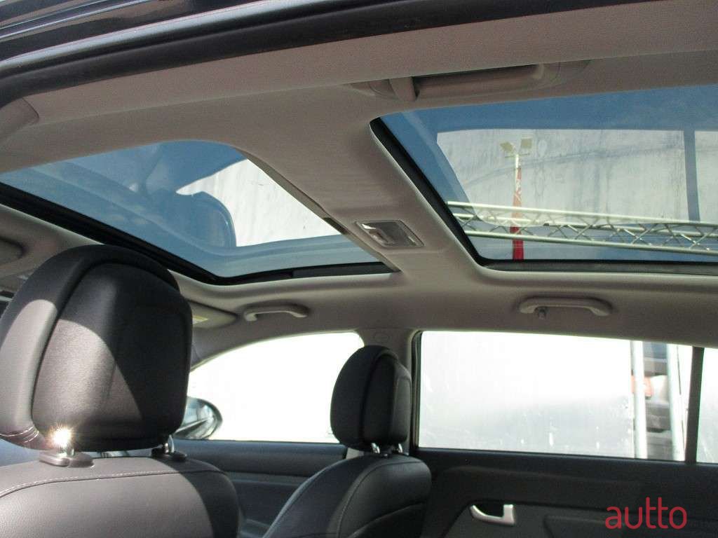 2015' Kia Sportage photo #3