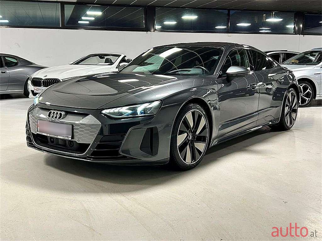 2021' Audi e-tron GT photo #4