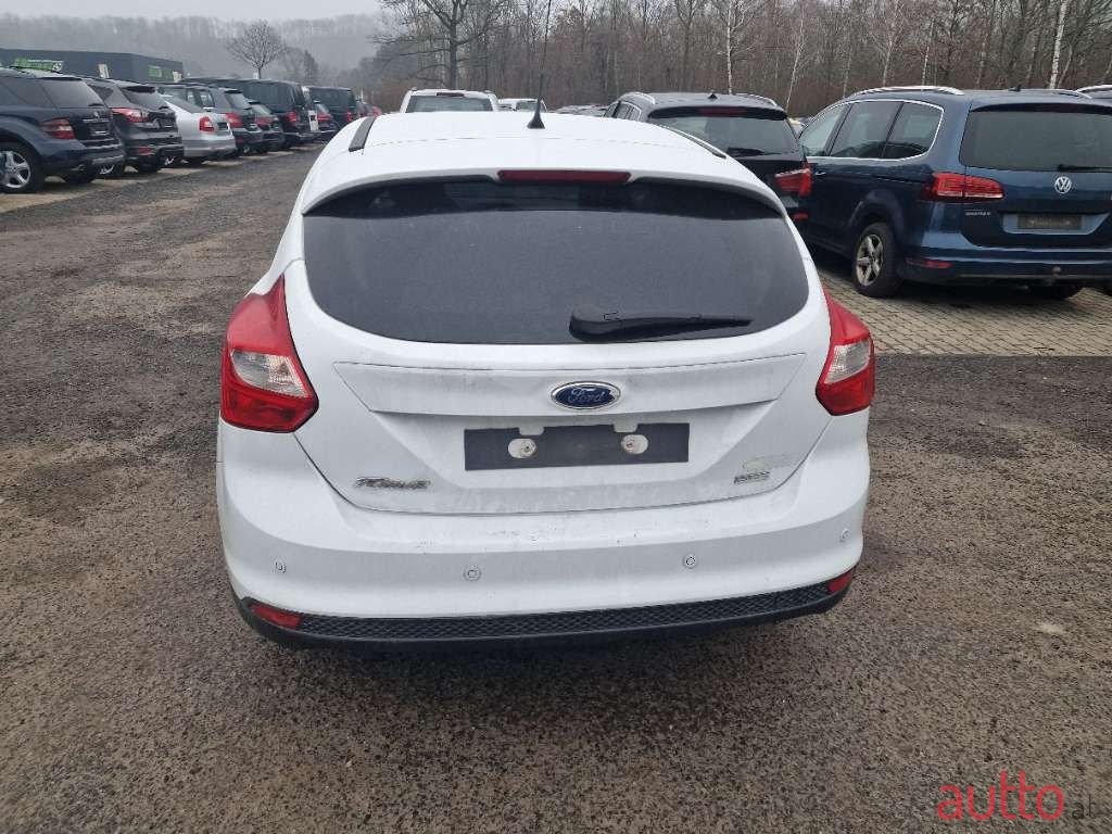 2014' Ford Focus photo #4