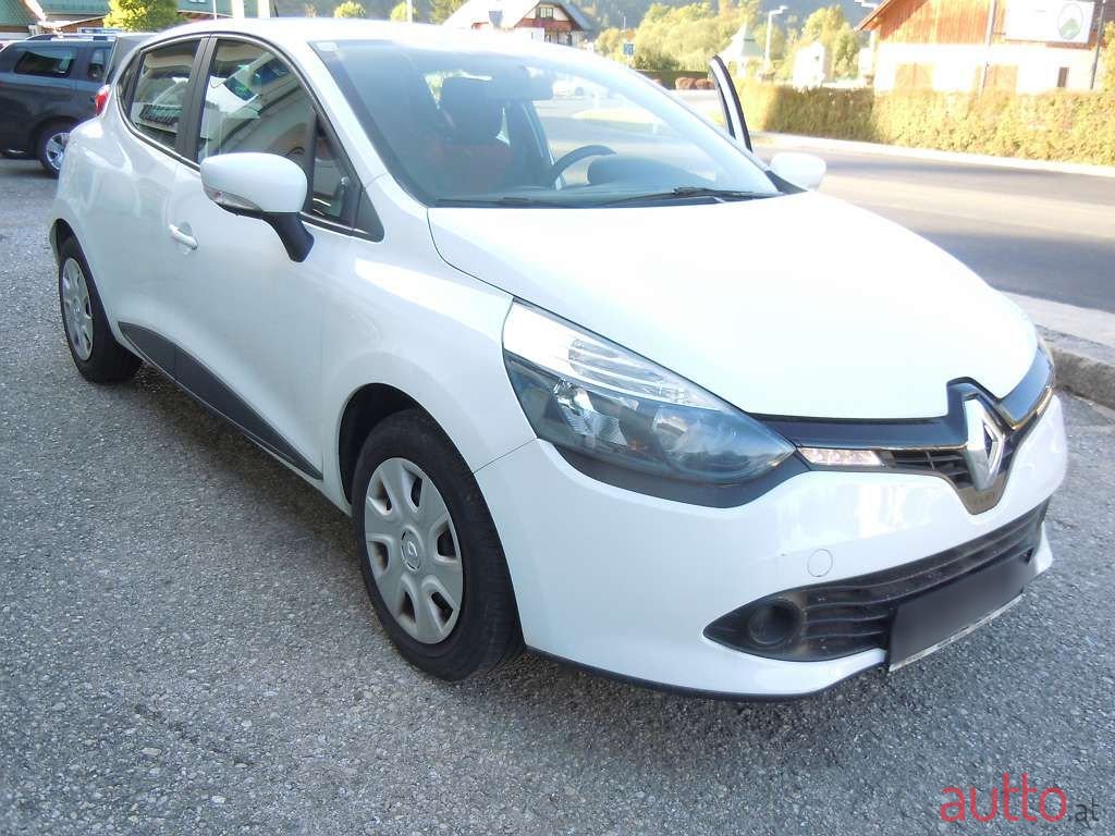 2016' Renault Clio photo #1