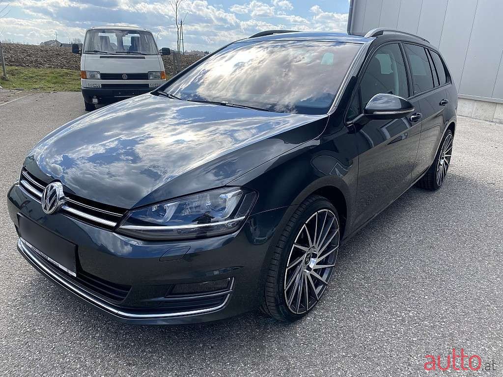 2016' Volkswagen Golf photo #4