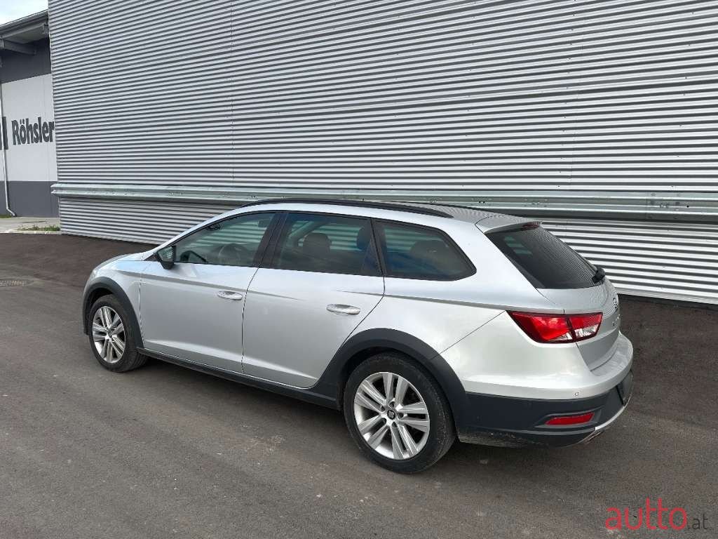 2016' SEAT Leon photo #4