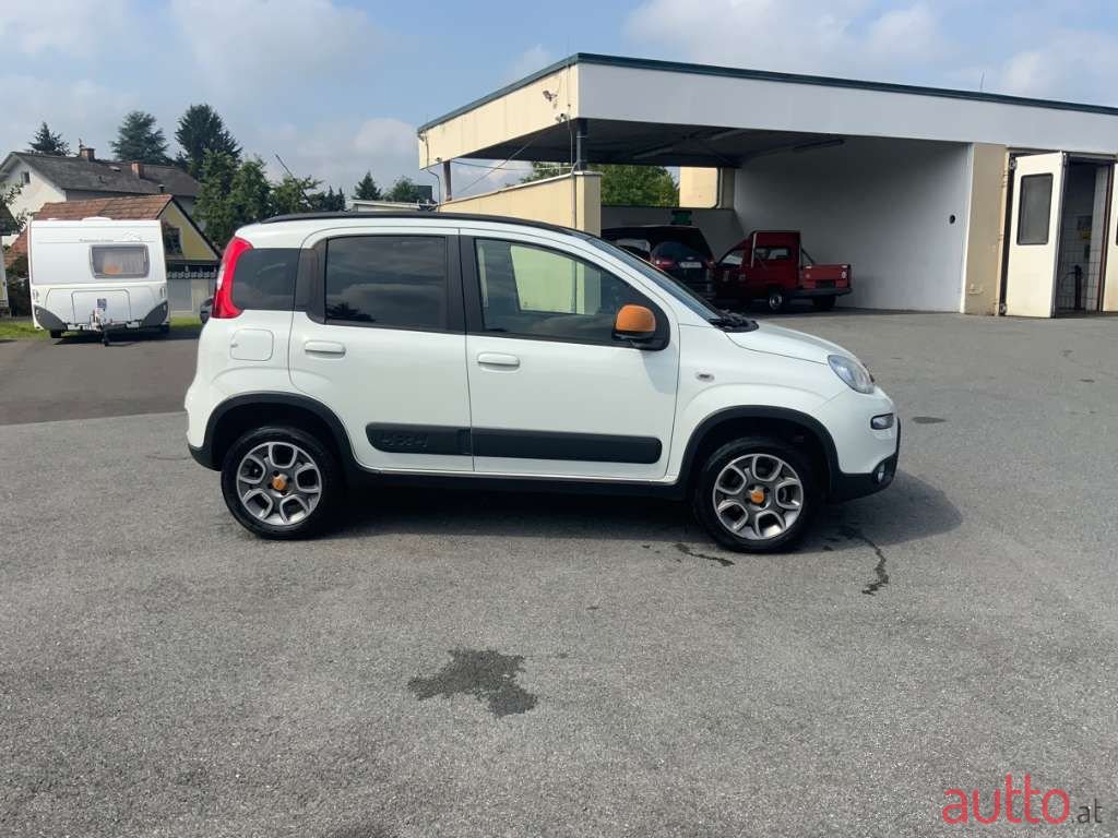 2014' Fiat Panda photo #4