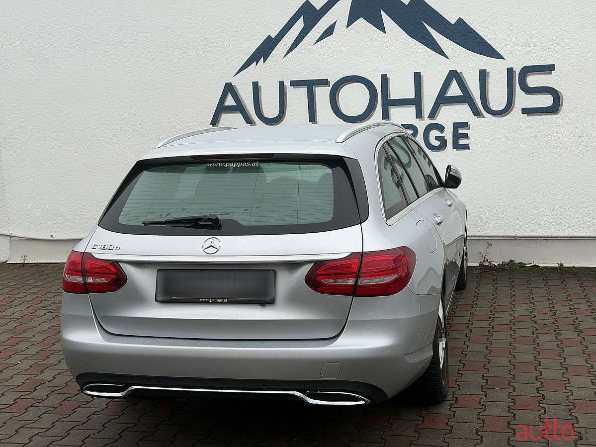 2016' Mercedes-Benz C-Klasse photo #6