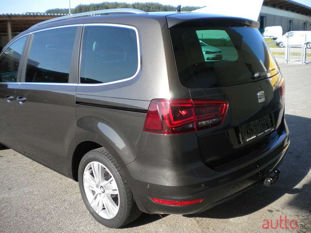 2015' SEAT Alhambra photo #6