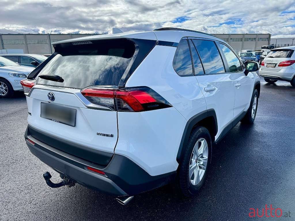 2021' Toyota RAV4 photo #6