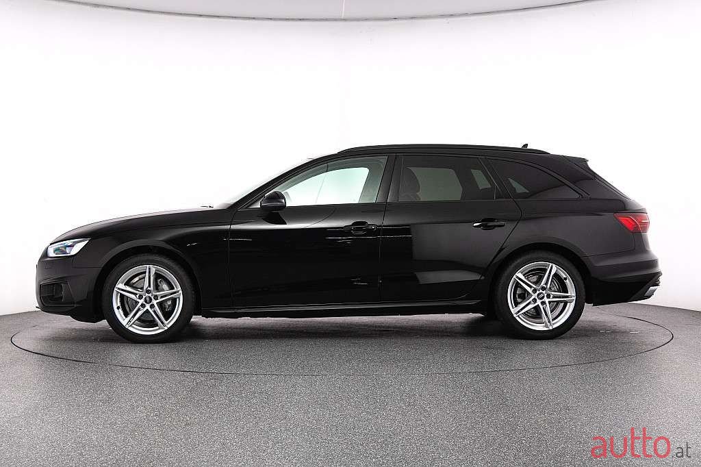 2022' Audi A4 photo #2