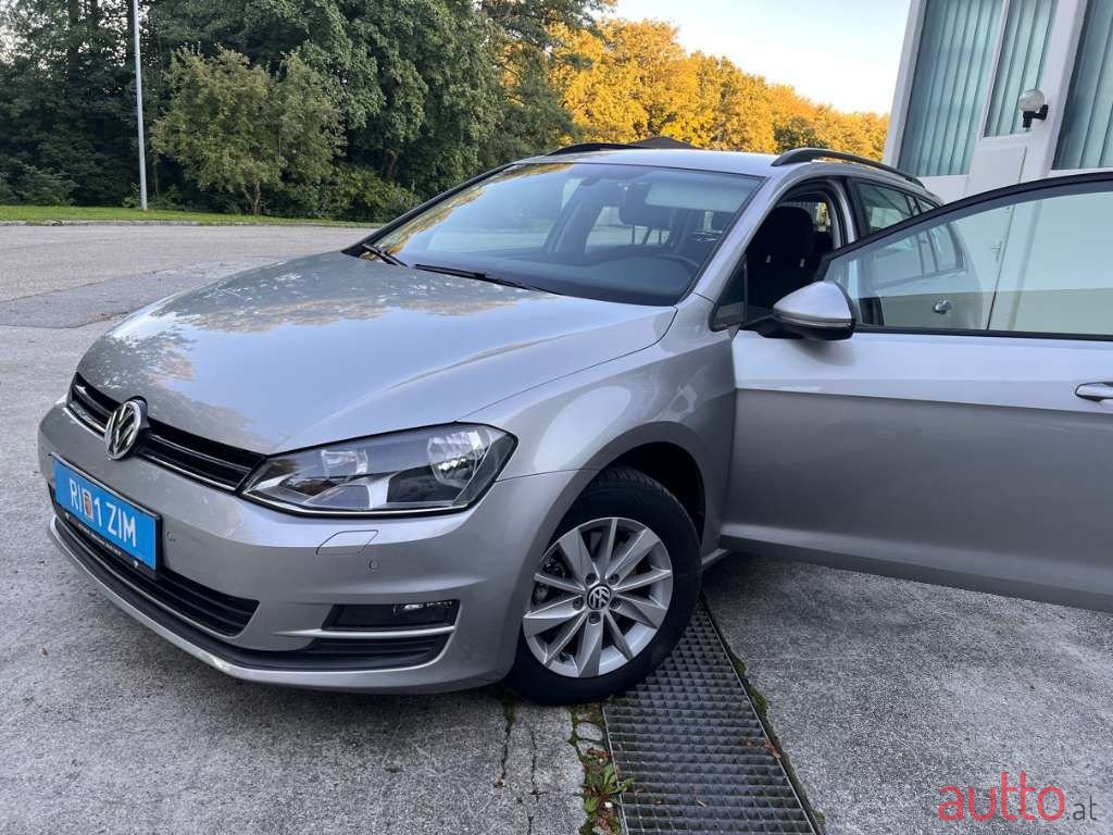 2015' Volkswagen Golf photo #6