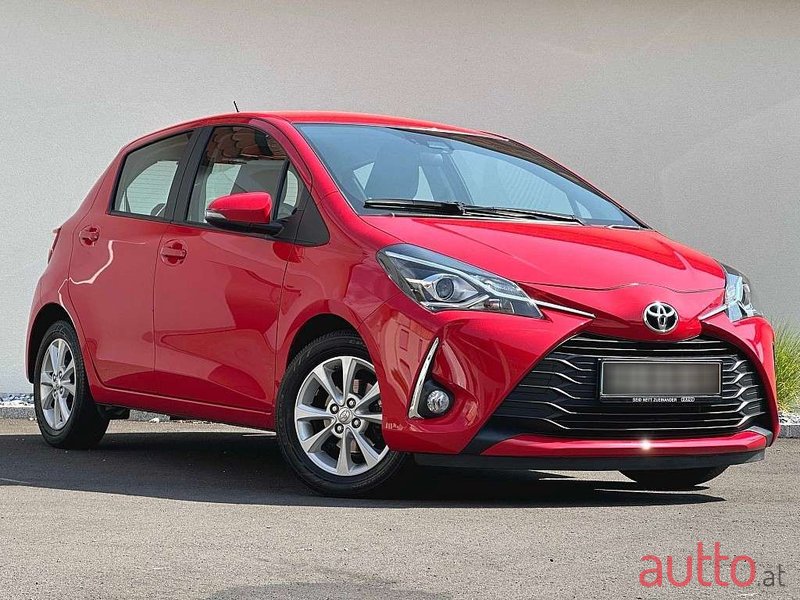 2018' Toyota Yaris photo #3