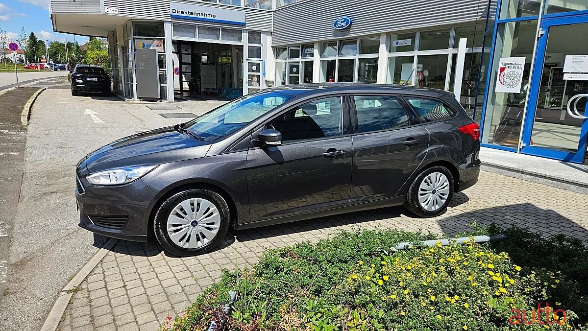 2018' Ford Focus photo #4
