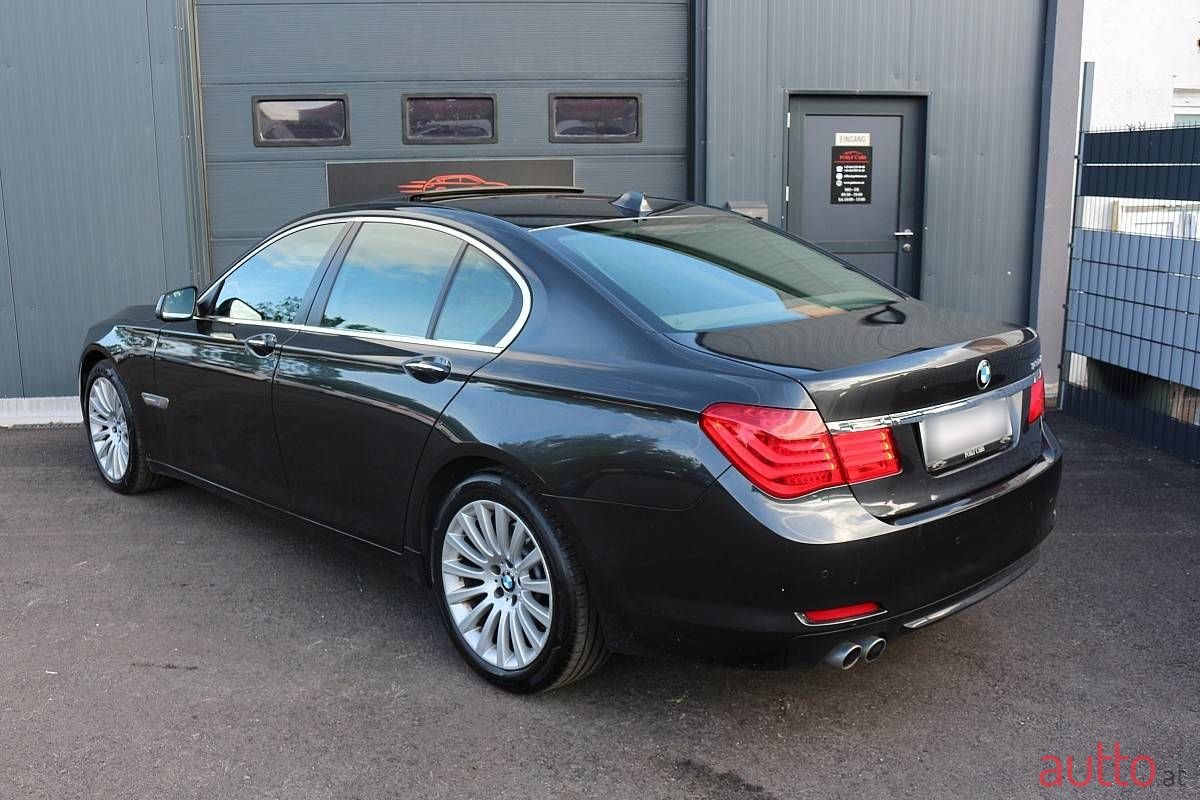 2010' BMW 7Er-Reihe photo #6