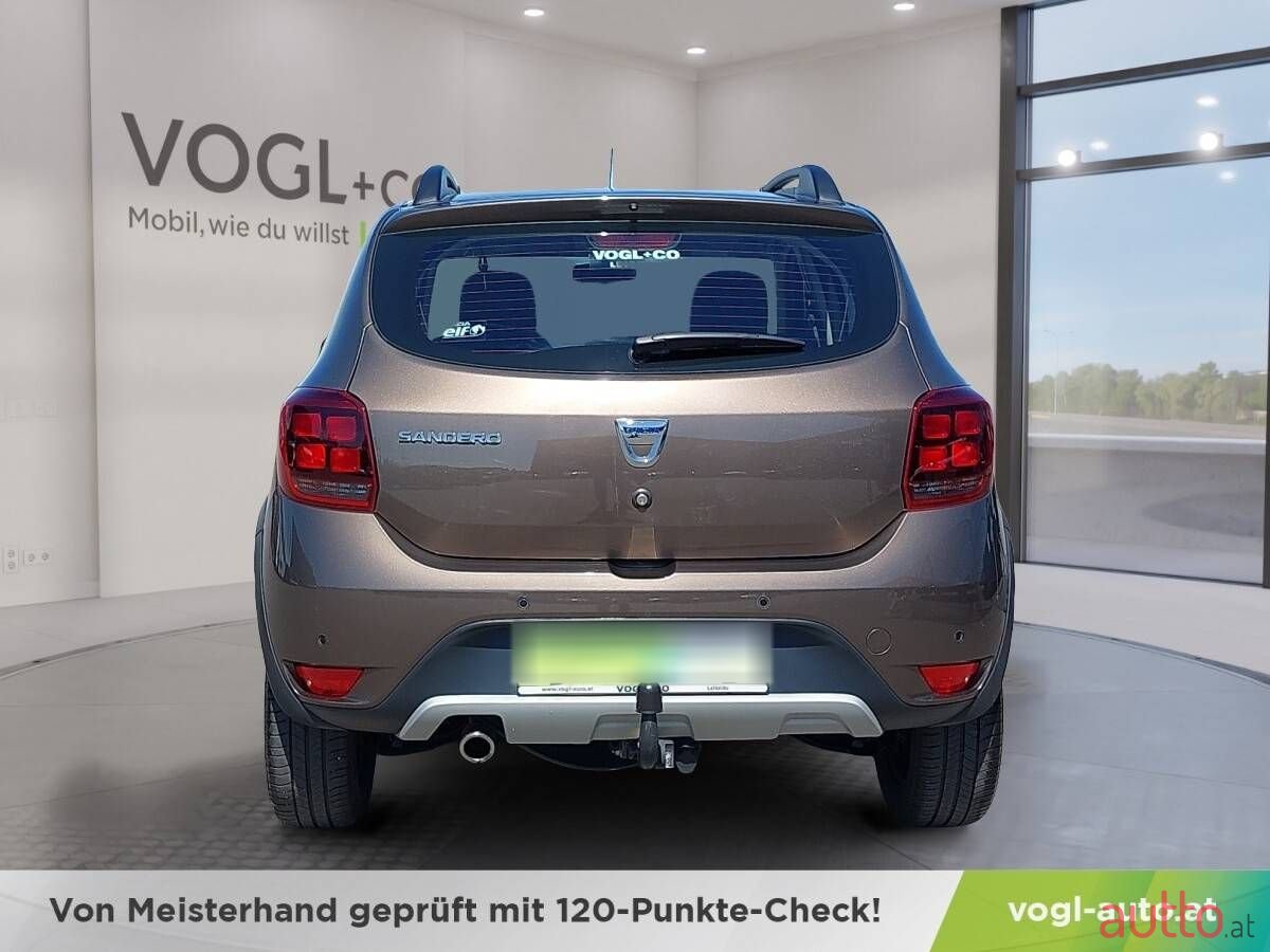 2017' Dacia Sandero photo #5