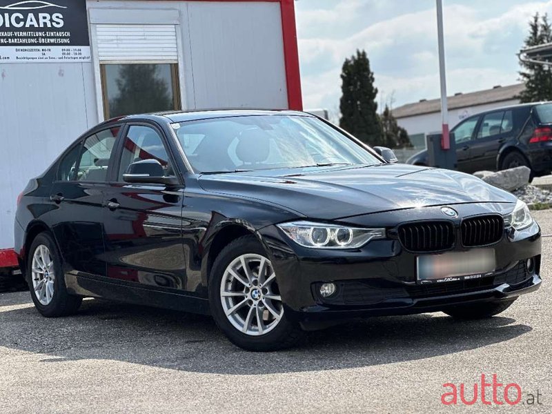 2012' BMW 3Er-Reihe photo #4