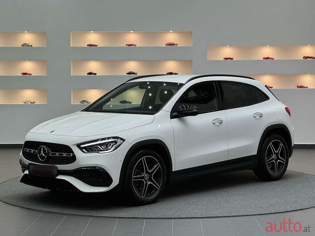 2022' Mercedes-Benz Gla-Klasse photo #1