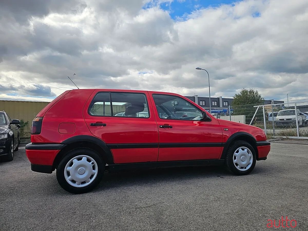 1996' Volkswagen Golf photo #6