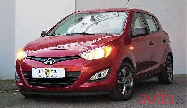 2014' Hyundai i20 photo #1