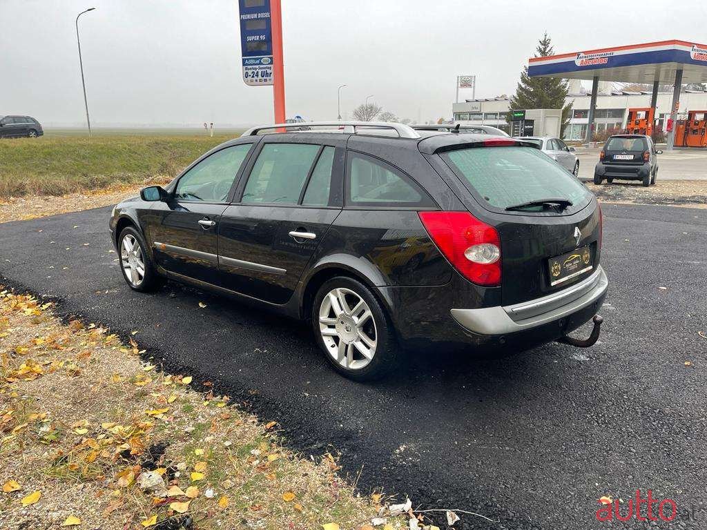 2006' Renault Laguna photo #5